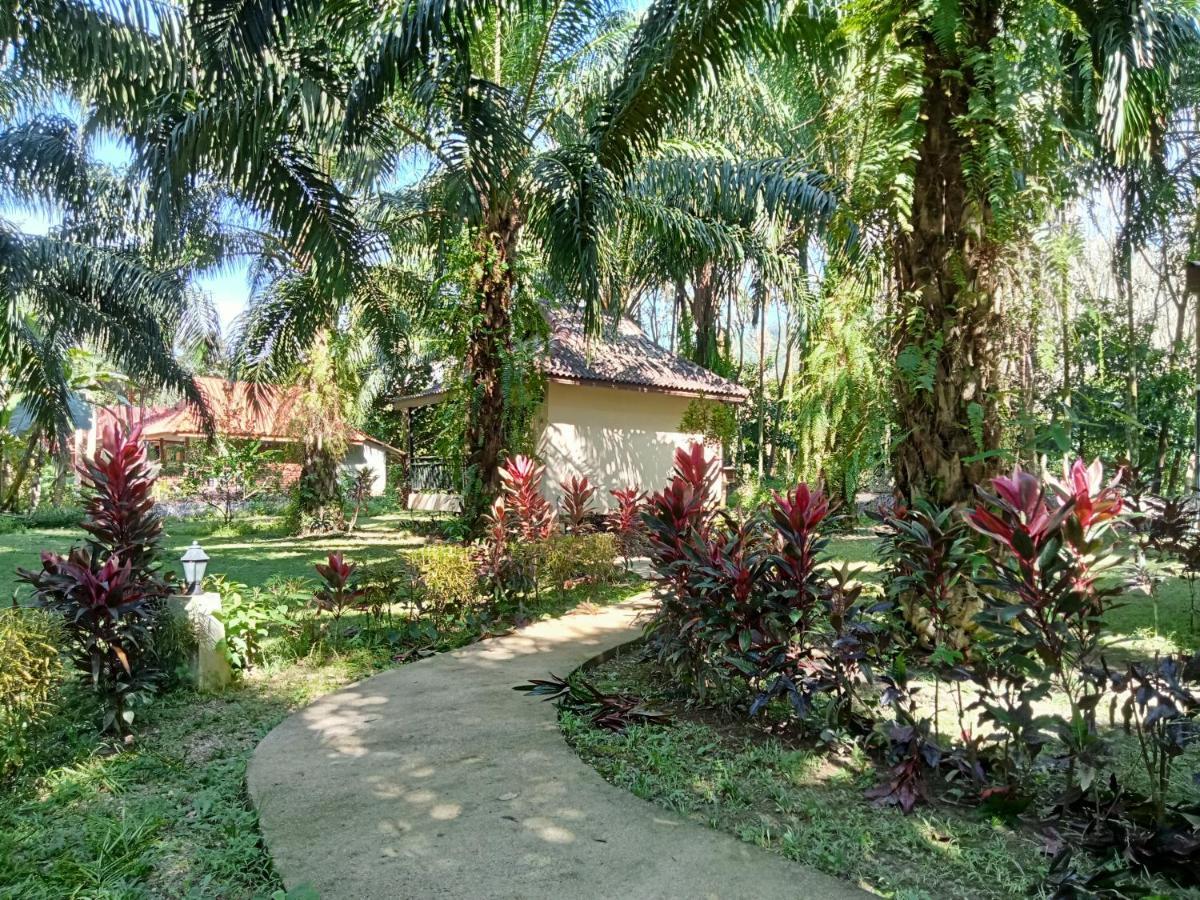 Khao Sok Palm Garden Resort Khao Sok National Park Exterior foto